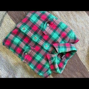 Patagonia small flannel. Perfect condition PINK GREEN